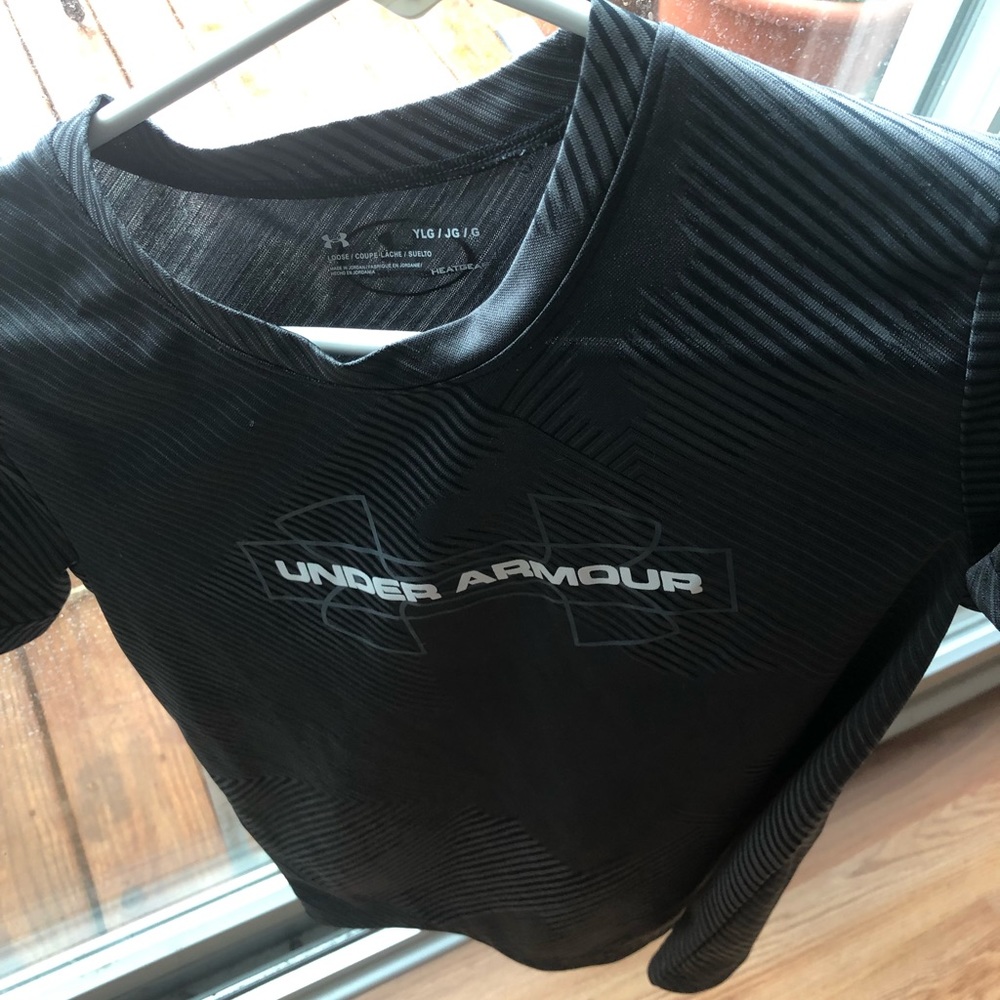 Shirt - Picture 3 of 4